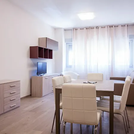 Appartamento Astoria *